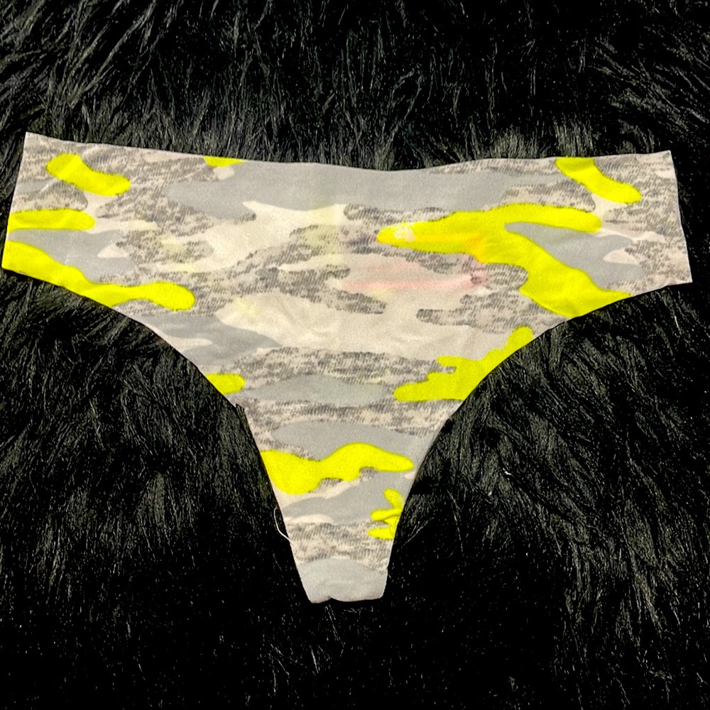 CAMO THONG